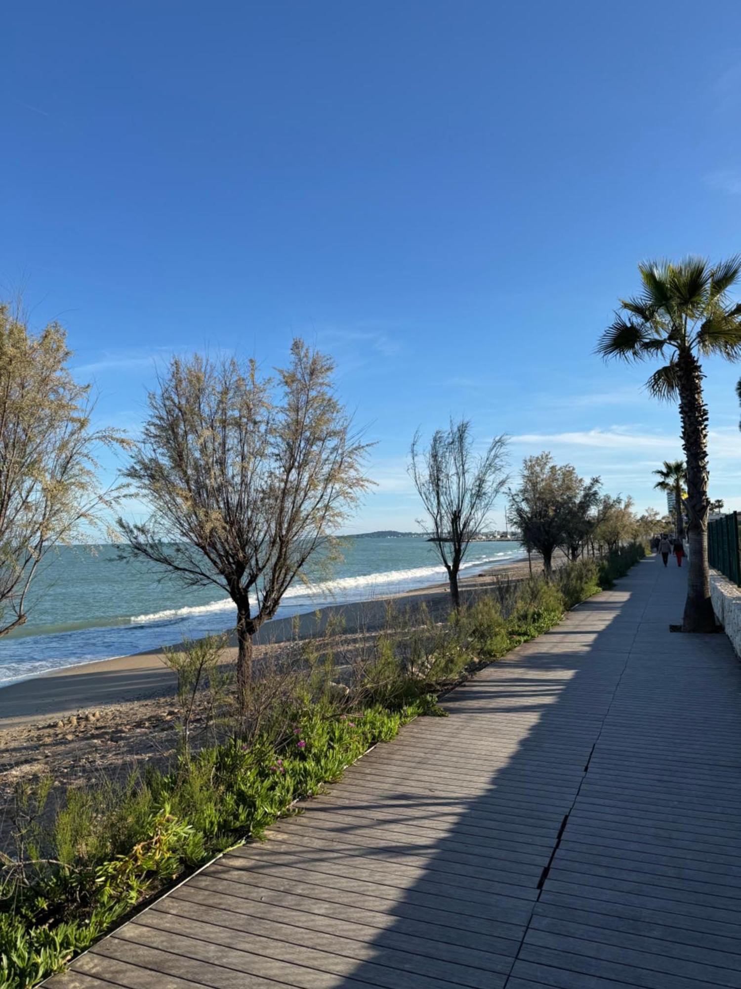 L'Appart Ideal Famille, Terrasse, Piscine, Plage Villeneuve-Loubet Buitenkant foto
